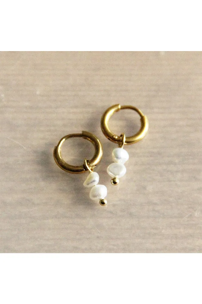 Bazou Freshwater Pearl Earrings