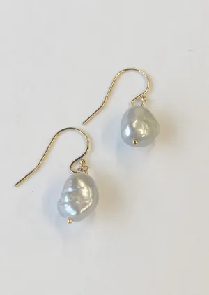 Simple baroque drops