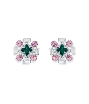 Winnie Studs